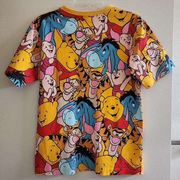 Tokyo Disney Resort Winnie the Pooh Bear Print T-shirt Japan Disneyland - Picture 2 of 3